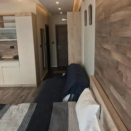 Apartament Milmari ,premier 18